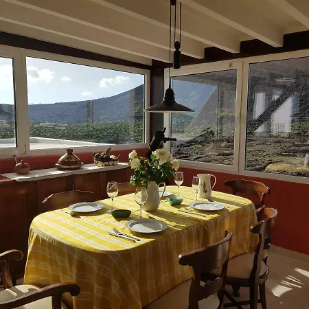 Mirador De Volcanes Holiday home *
