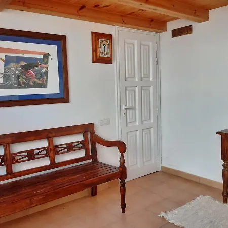 Mirador De Volcanes Holiday home Masdache